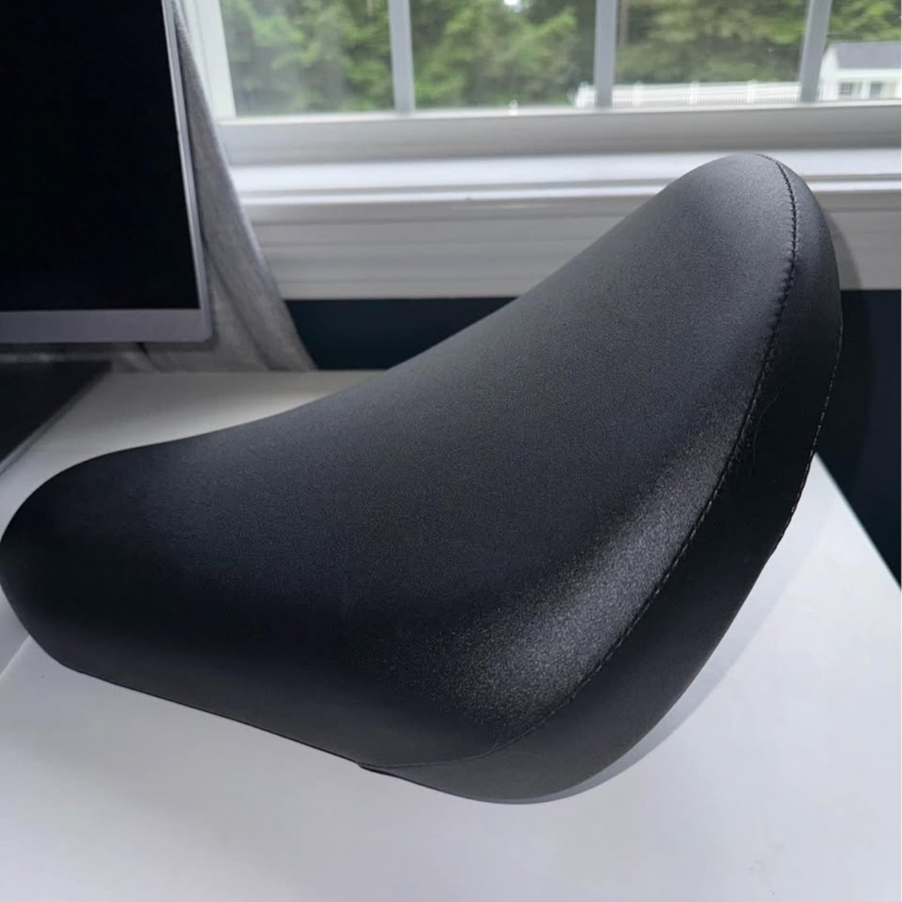 Honda Rebel 500 Motorcycle stock seat
